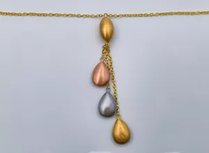 Zlatna ogrlica tri boje zlata