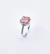 Srebrni prsten sa roze cirkonima